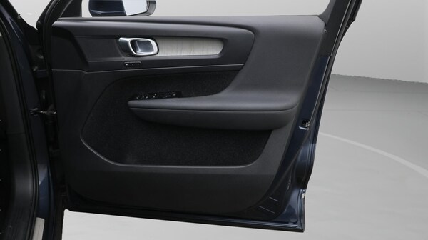 Used Volvo XC40 2021 for sale - 76239254: Photo 23