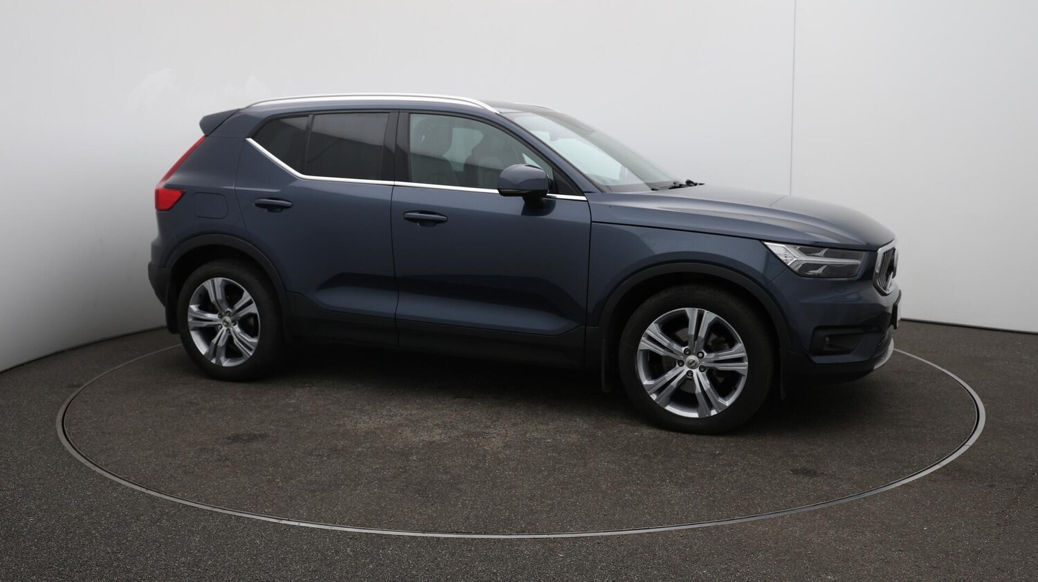 Used Volvo XC40 2021 for sale - 76239254: Photo 32