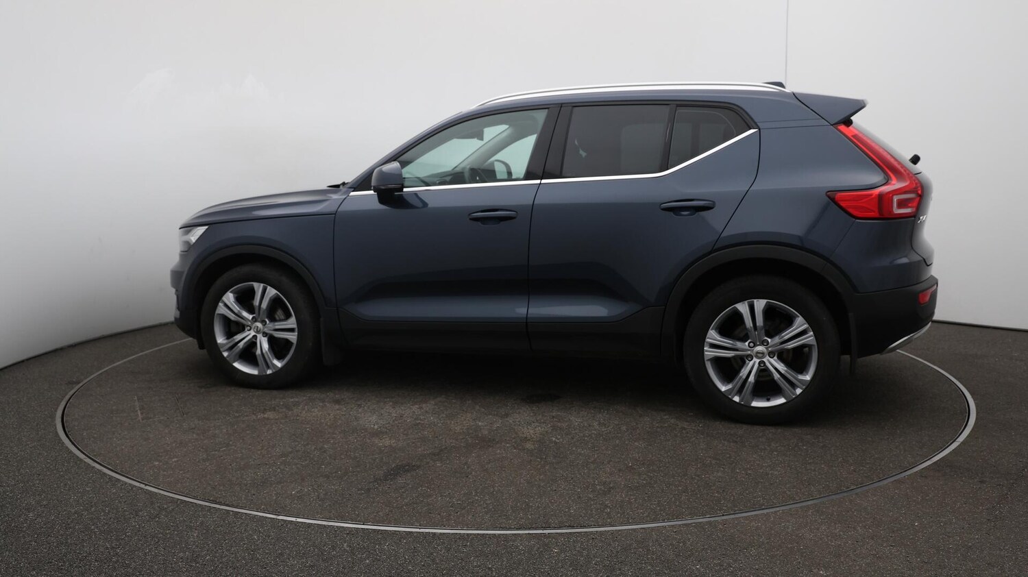 Used Volvo XC40 2021 for sale - 76239254: Photo 57