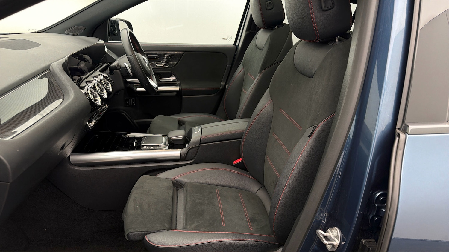 Used Mercedes-Benz GLA 2023 for sale - 77918403: Photo 13