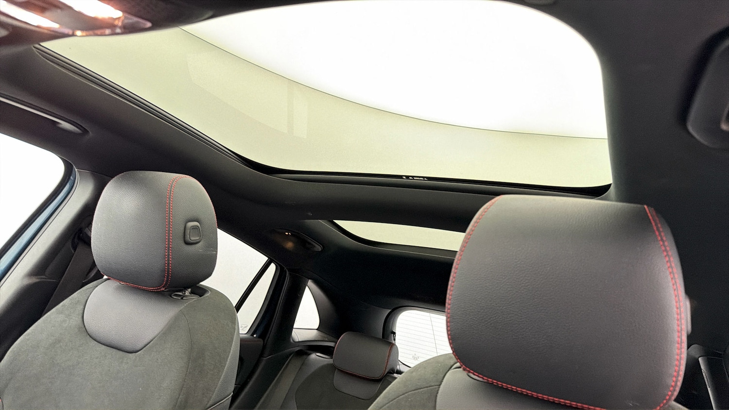 Used Mercedes-Benz GLA 2023 for sale - 77918403: Photo 28