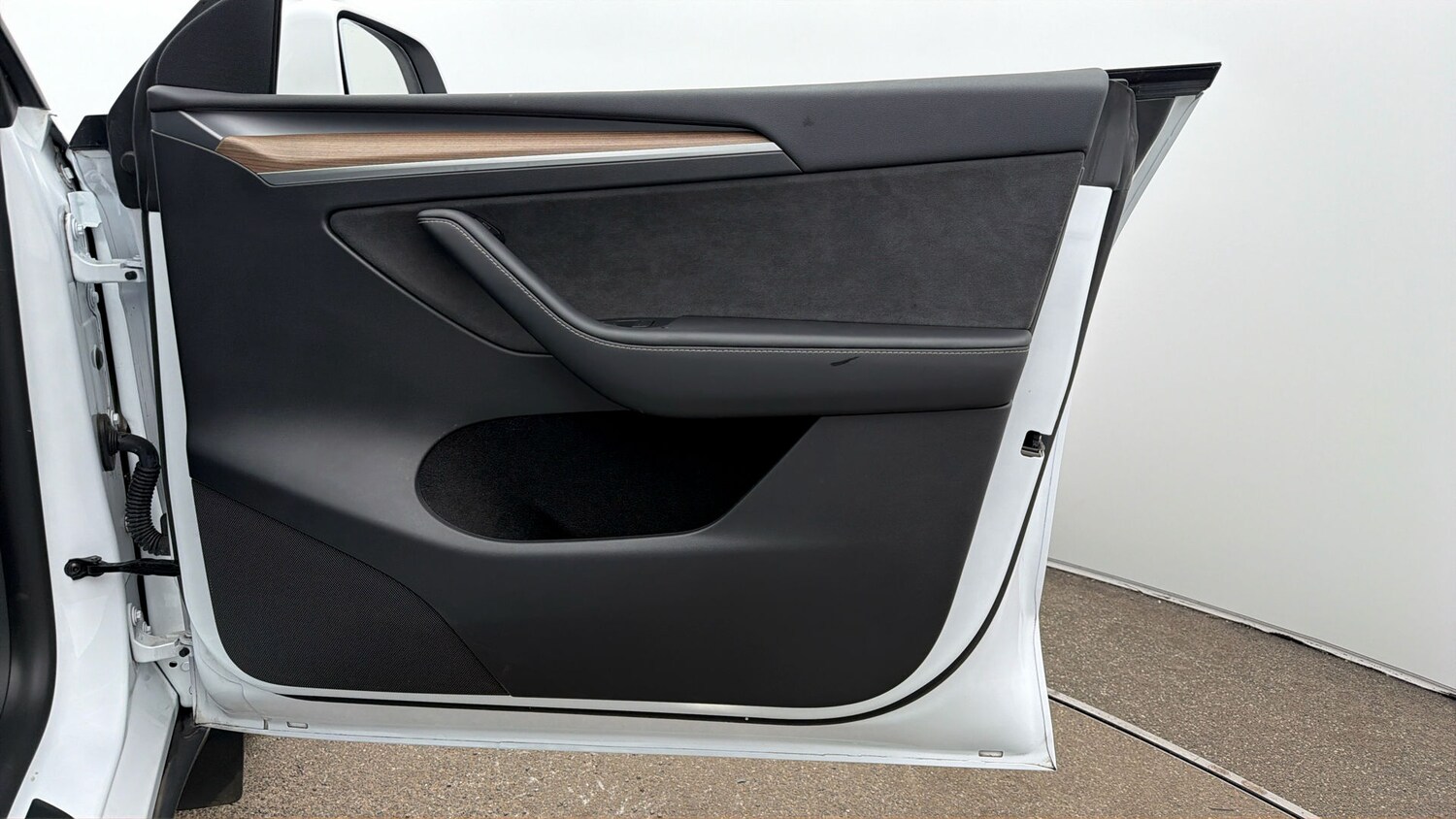 Used Tesla Model Y 2024 for sale - 78025873: Photo 14