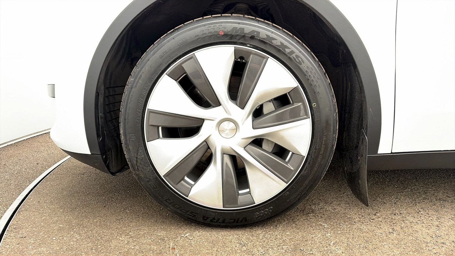 Used Tesla Model Y 2024 for sale - 78025873: Photo 17