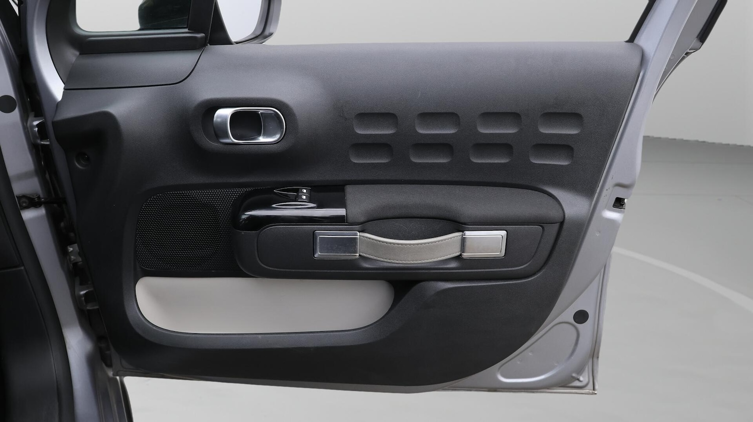 Used Citroen C3 2022 for sale - 76381084: Photo 15