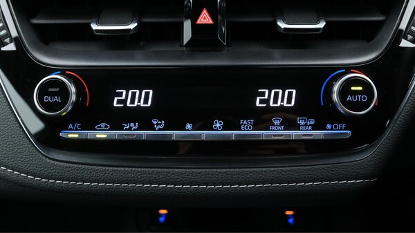 Used Toyota Corolla 2021 for sale - 76295560: Photo 13