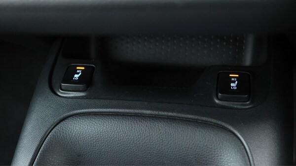 Used Toyota Corolla 2021 for sale - 76295560: Photo 28