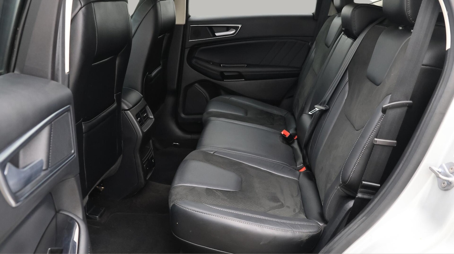 Used Ford Edge 2017 for sale - 76371695: Photo 17