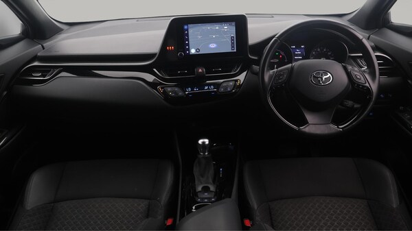 Used Toyota C-HR 2022 for sale - 76259400: Photo 14