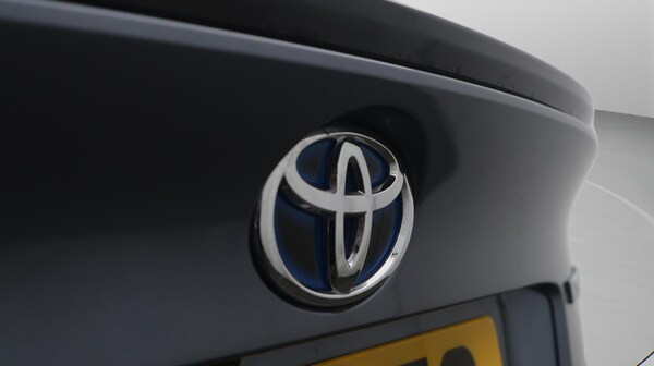 Used Toyota C-HR 2022 for sale - 76259400: Photo 22