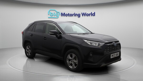 Used Toyota RAV4 2022 for sale - 76238582: Photo 2