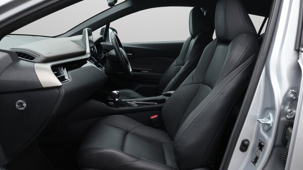 Used Toyota C-HR 2022 for sale - 75646709: Photo 15