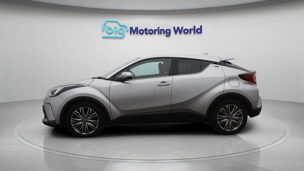 Used Toyota C-HR 2022 for sale - 75646709: Photo 5