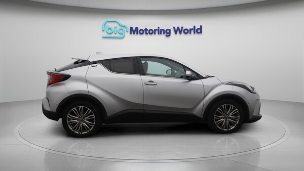 Used Toyota C-HR 2022 for sale - 75646709: Photo 9
