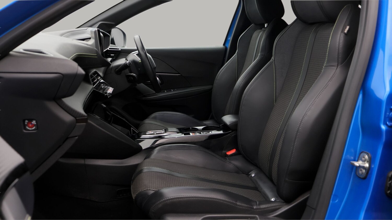 Used Peugeot 208 2022 for sale - 77186470: Photo 14