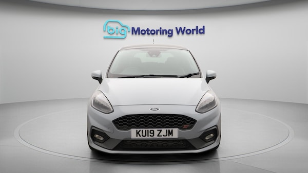 Used Ford Fiesta 2019 for sale - 76238740: Photo 3