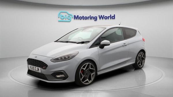 Used Ford Fiesta 2019 for sale - 76238740: Photo 4