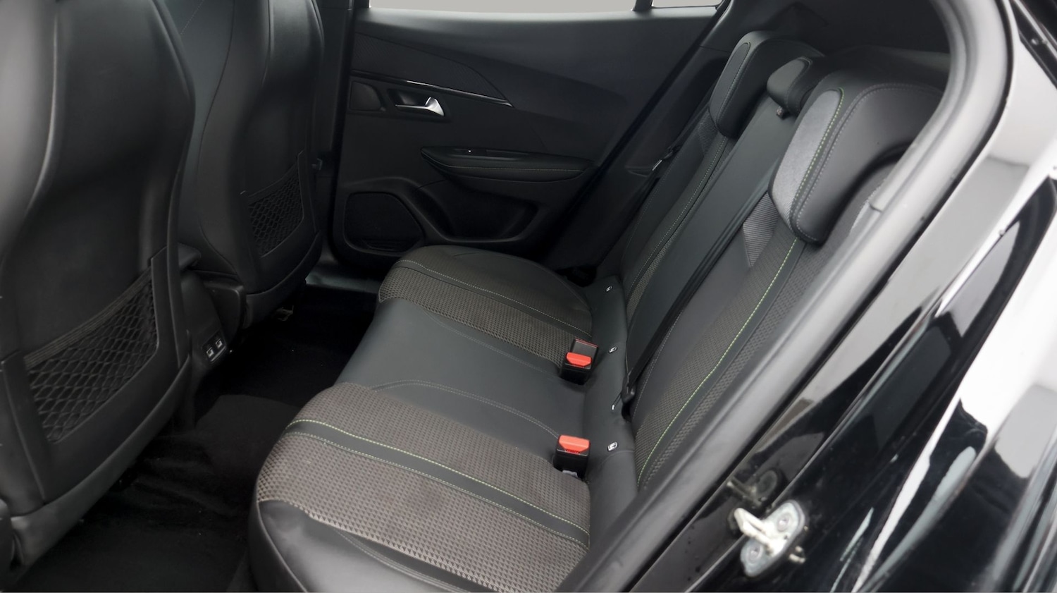 Used Peugeot 2008 2023 for sale - 77445824: Photo 16