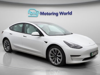 Tesla - Model 3