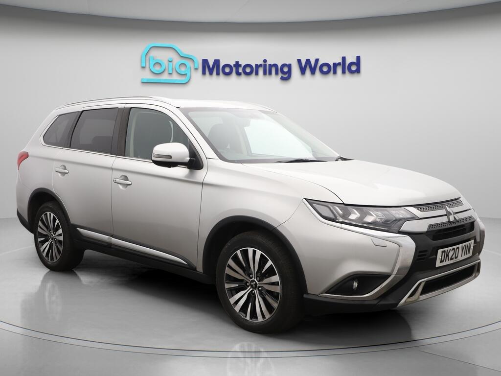 Used Mitsubishi Outlander 2020 for sale - 76537602: Photo 1