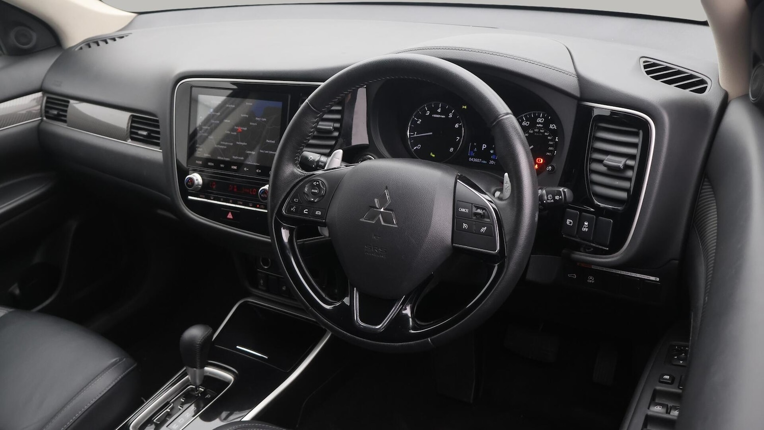 Used Mitsubishi Outlander 2020 for sale - 76537602: Photo 10