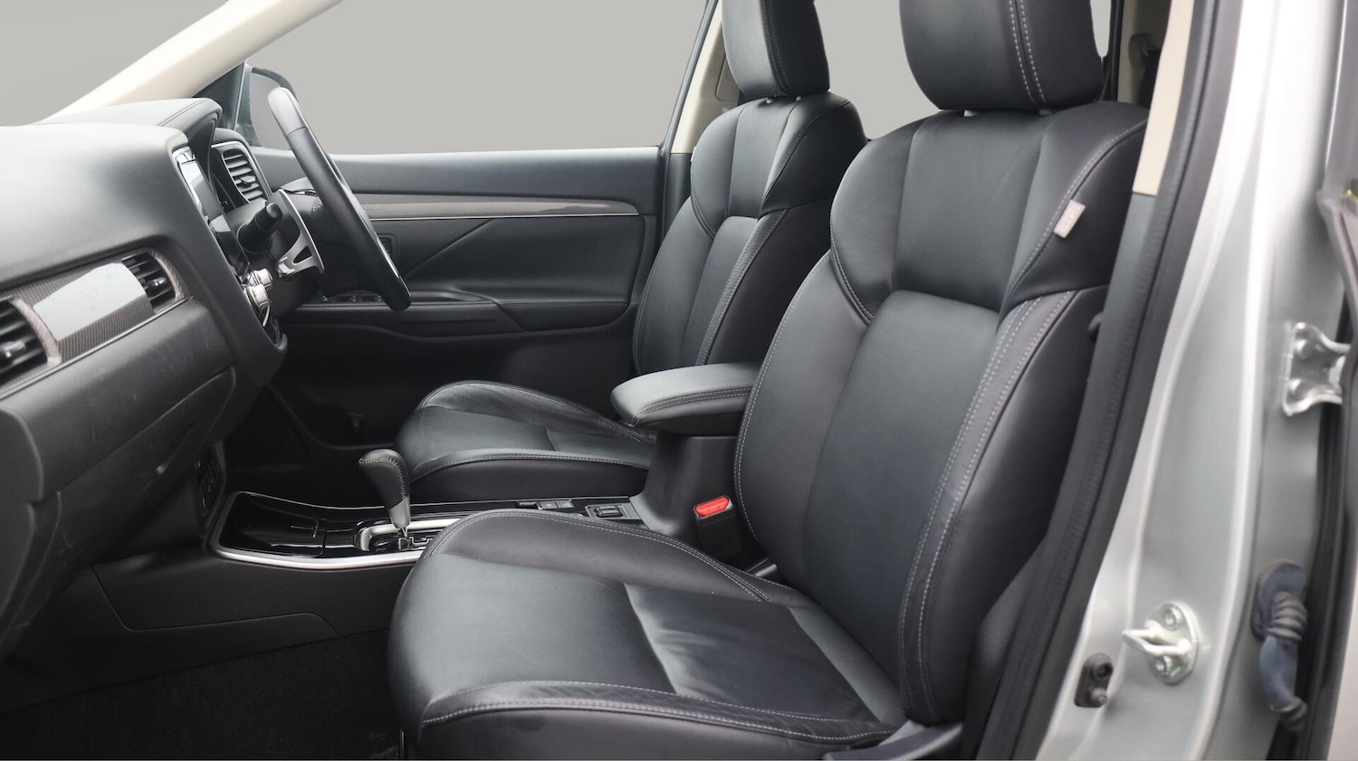 Used Mitsubishi Outlander 2020 for sale - 76537602: Photo 15