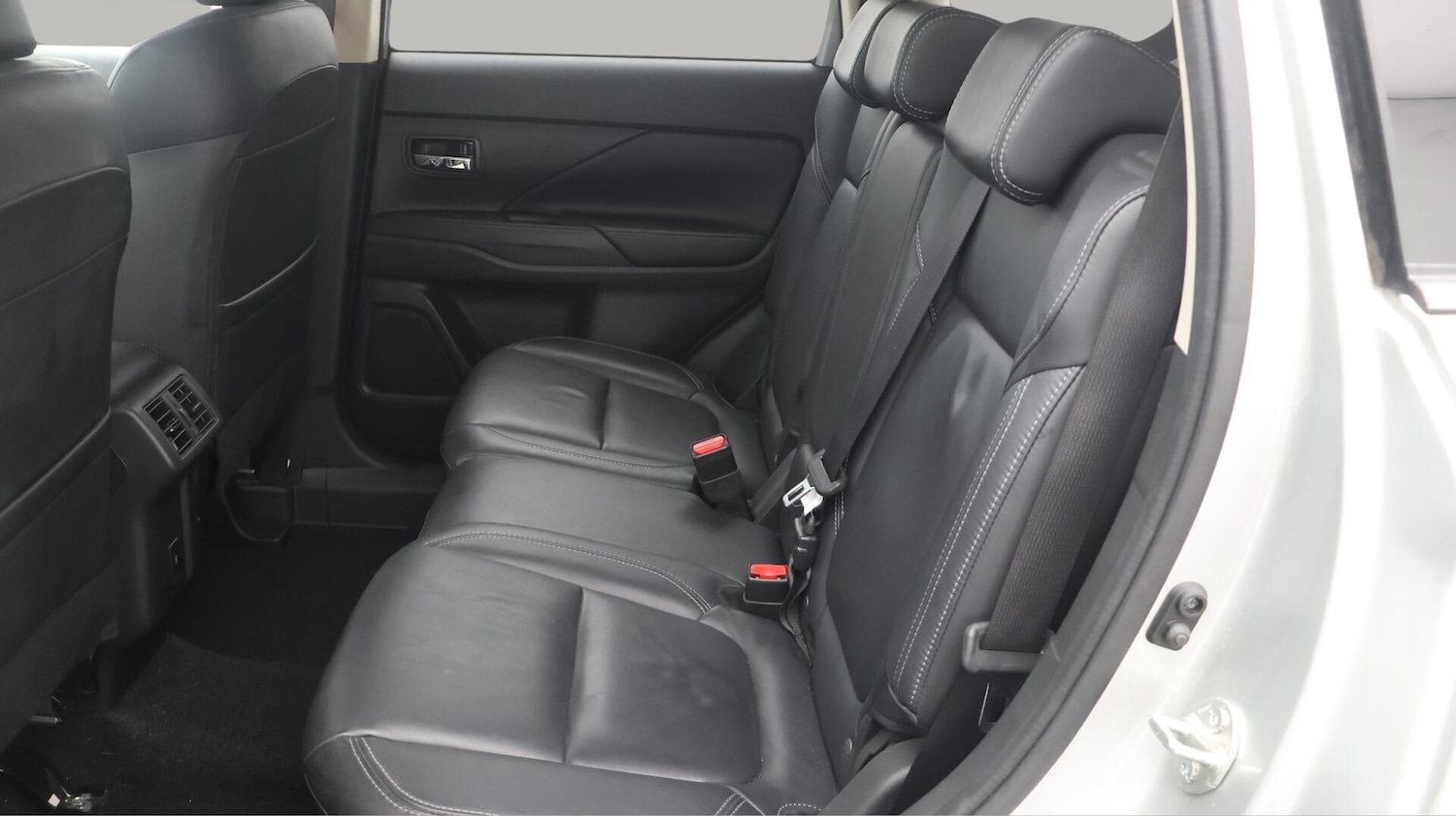 Used Mitsubishi Outlander 2020 for sale - 76537602: Photo 17