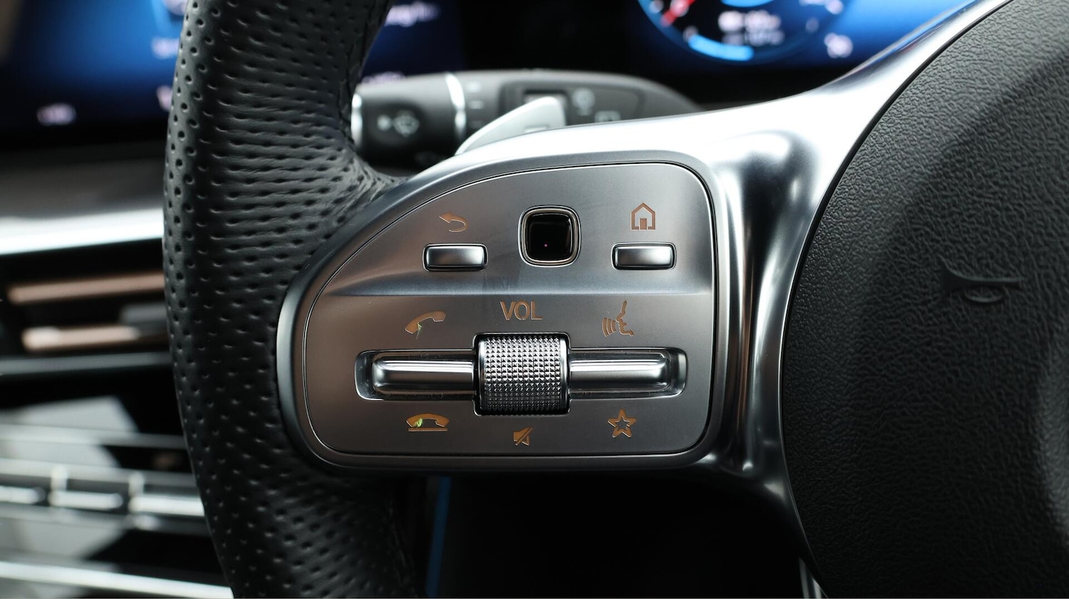 Used Mercedes-Benz EQC 2023 for sale - 76780923: Photo 26