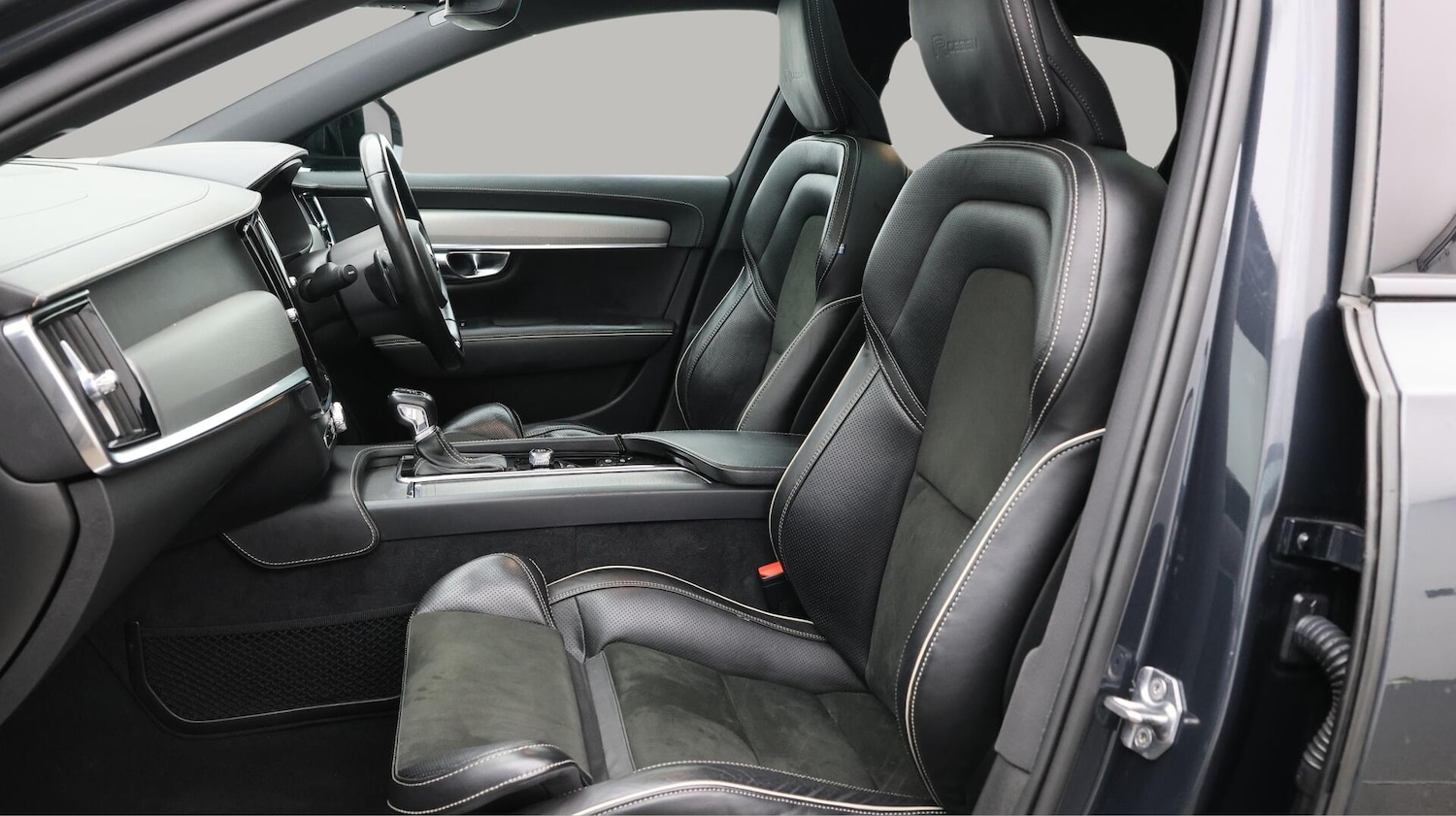 Used Volvo V90 2021 for sale - 76584469: Photo 15