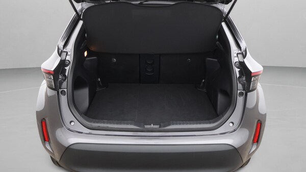 Used Toyota Yaris Cross 2024 for sale - 76314939: Photo 18