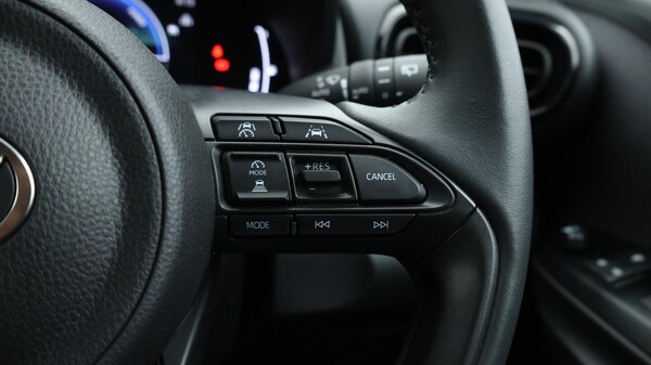 Used Toyota Yaris Cross 2024 for sale - 76314939: Photo 25