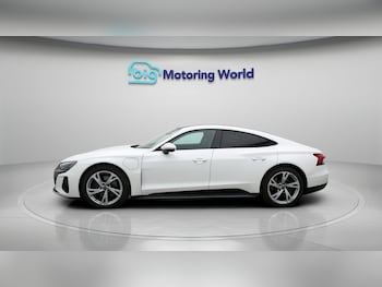 Used Audi e-tron GT 2022 for sale - 77182166: Photo