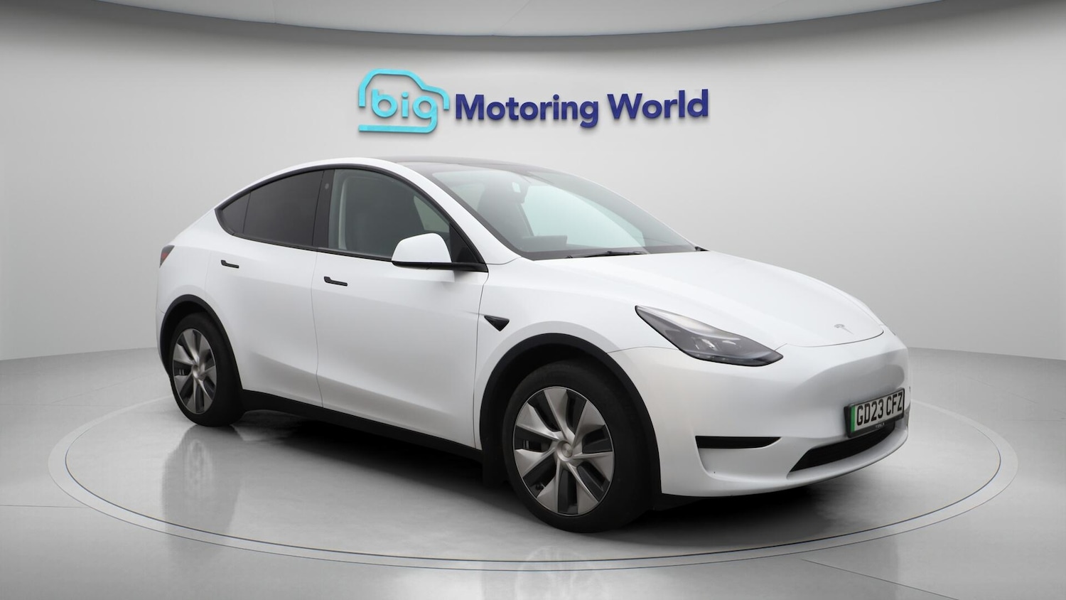 Used Tesla Model Y 2023 for sale - 76572082: Photo 2