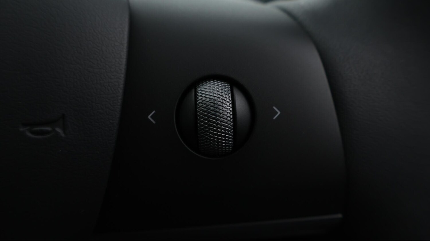 Used Tesla Model Y 2023 for sale - 76572082: Photo 24