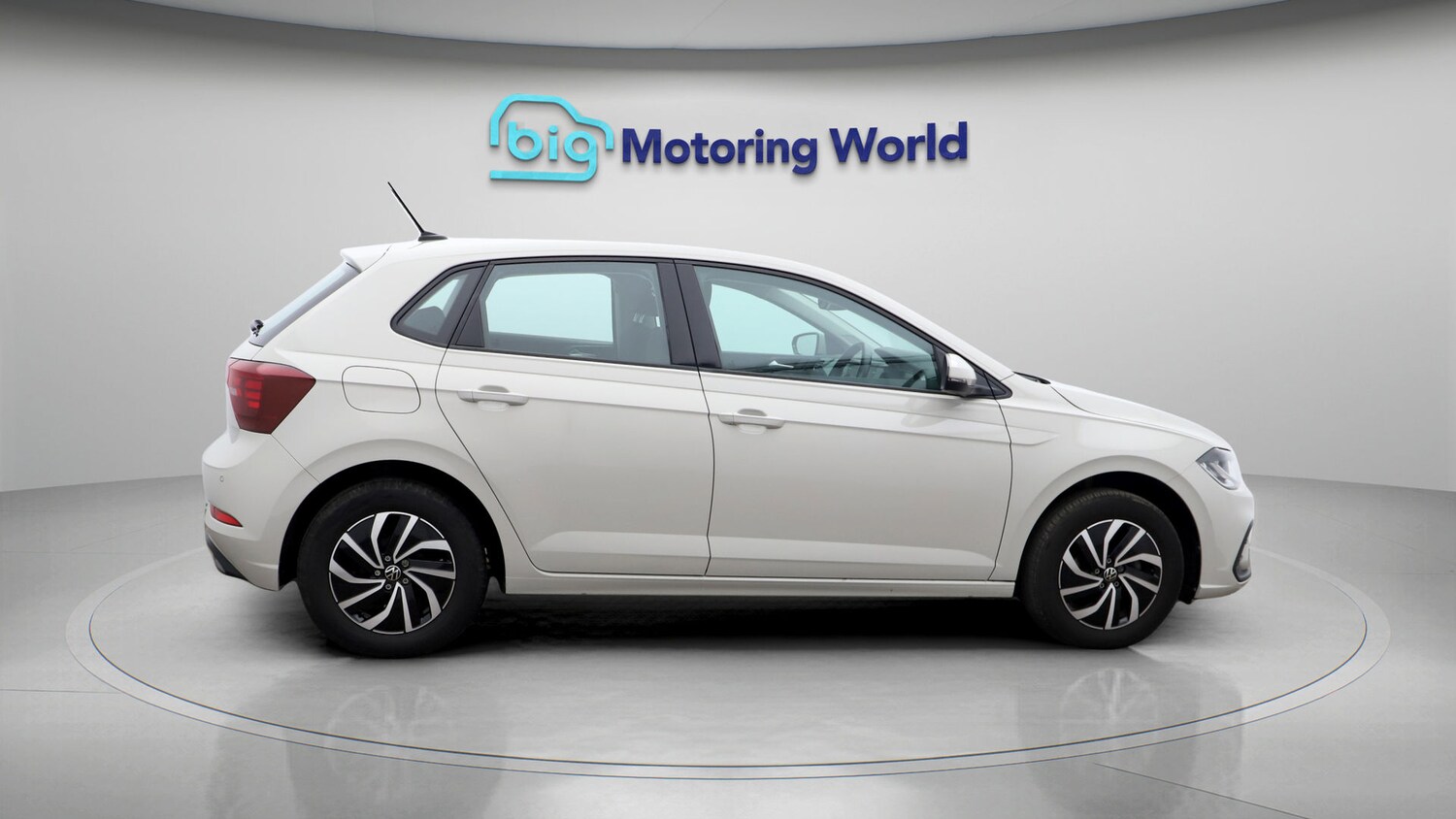 Used Volkswagen Polo for sale - 77182120: Photo 8