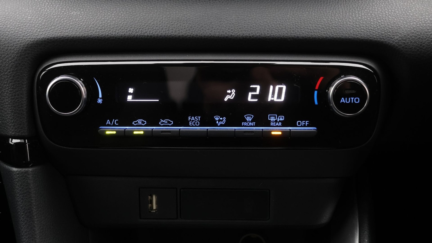 Used Toyota Yaris 2023 for sale - 77609766: Photo 12