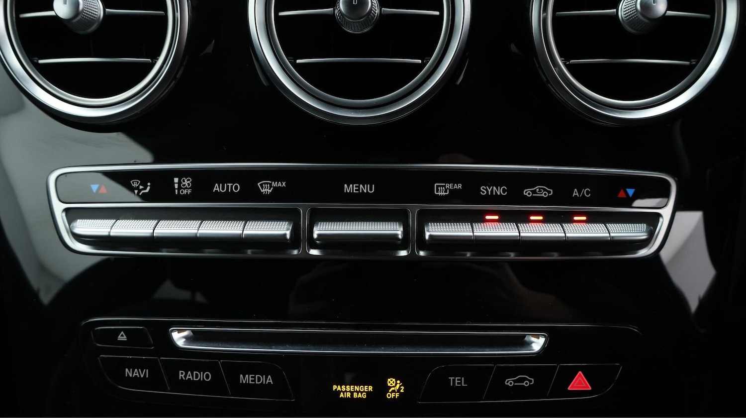 Used Mercedes-Benz GLC 2019 for sale - 76380506: Photo 12