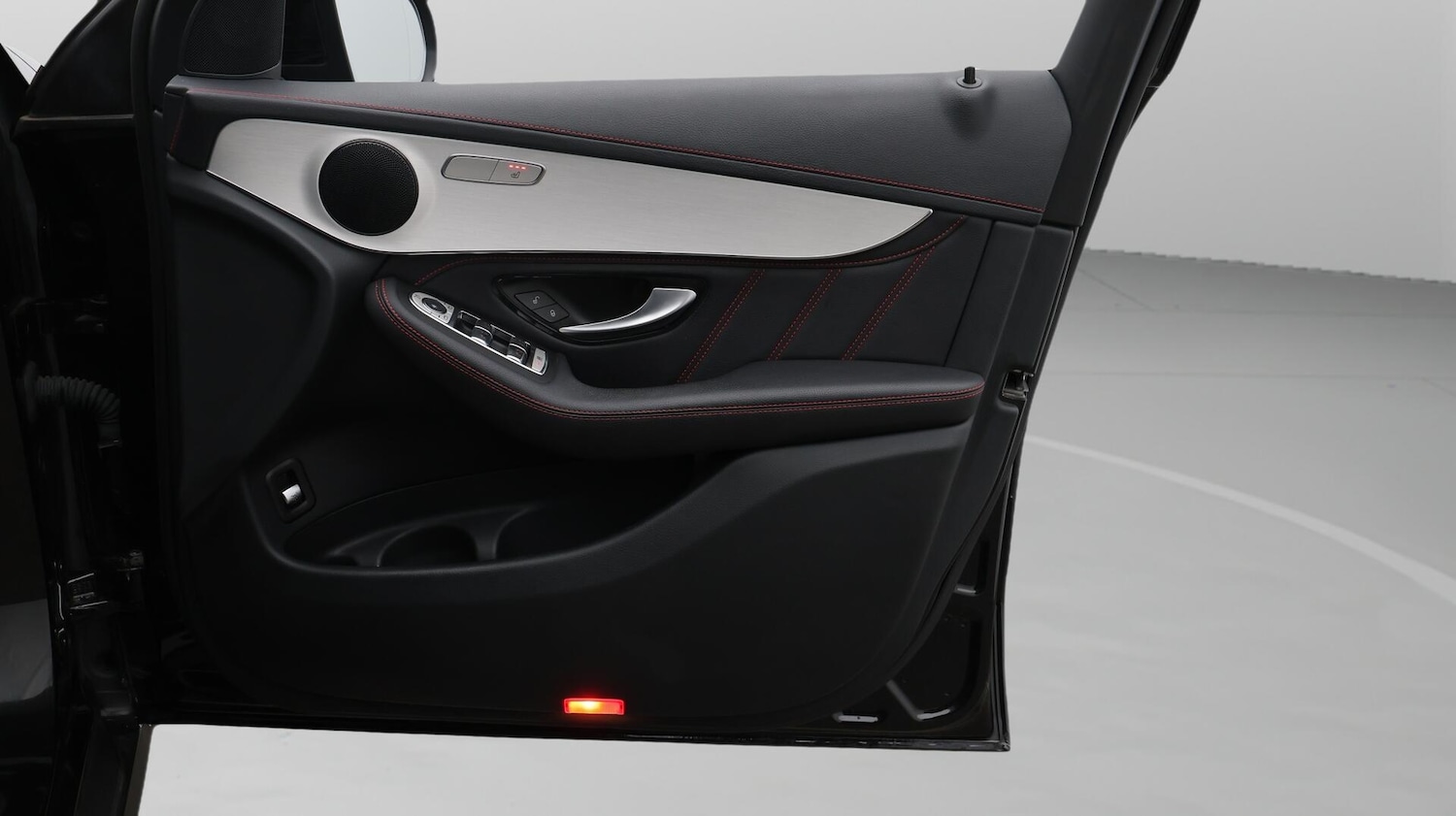 Used Mercedes-Benz GLC 2019 for sale - 76380506: Photo 15