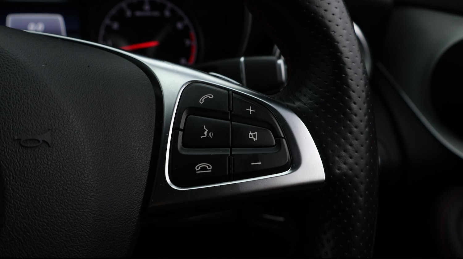 Used Mercedes-Benz GLC 2019 for sale - 76380506: Photo 25