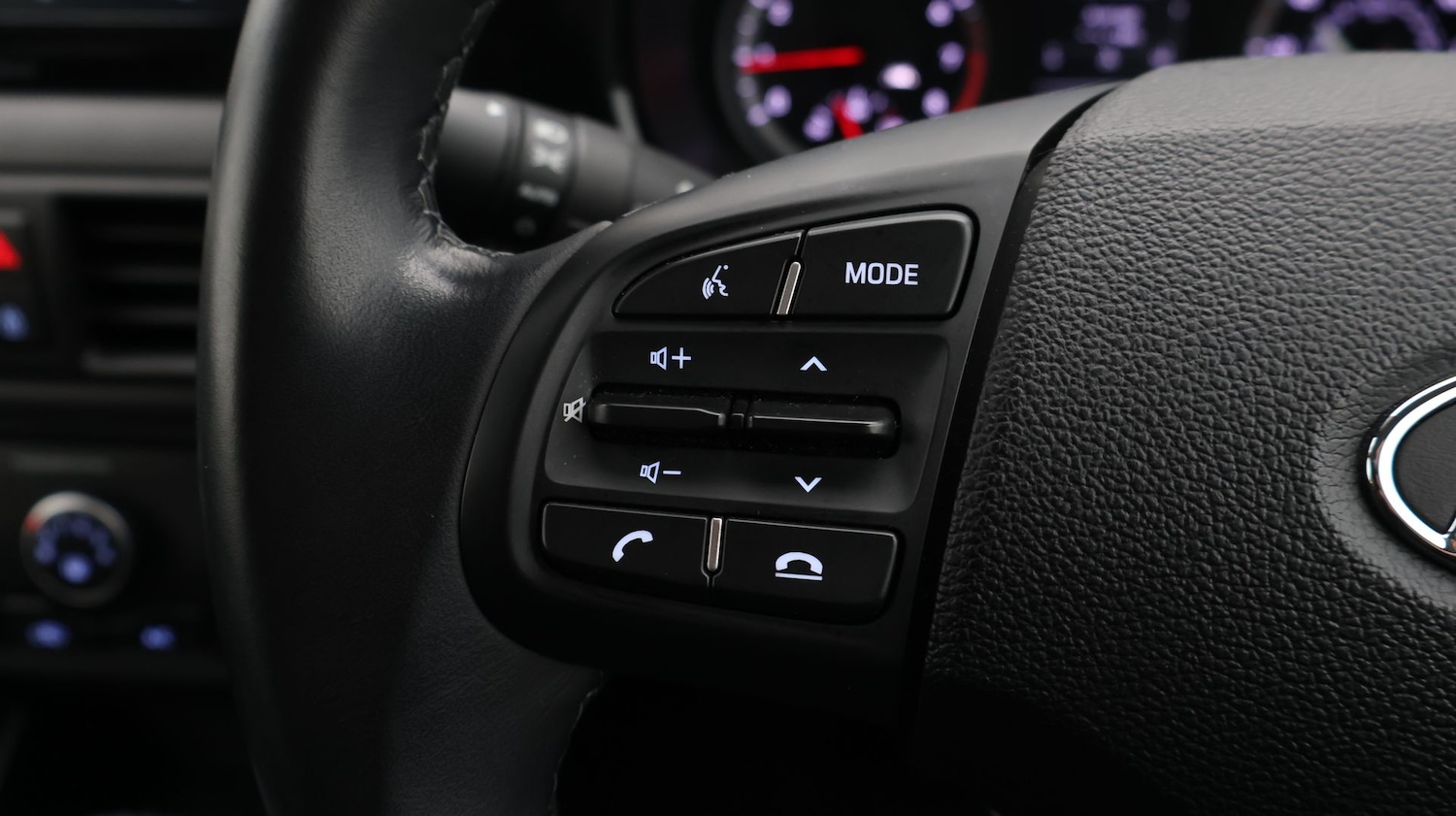 Used Hyundai i10 2022 for sale - 77181482: Photo 23