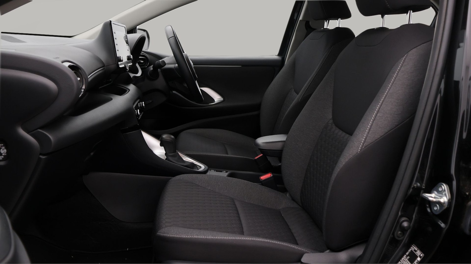 Used Toyota Yaris 2022 for sale - 77715573: Photo 14