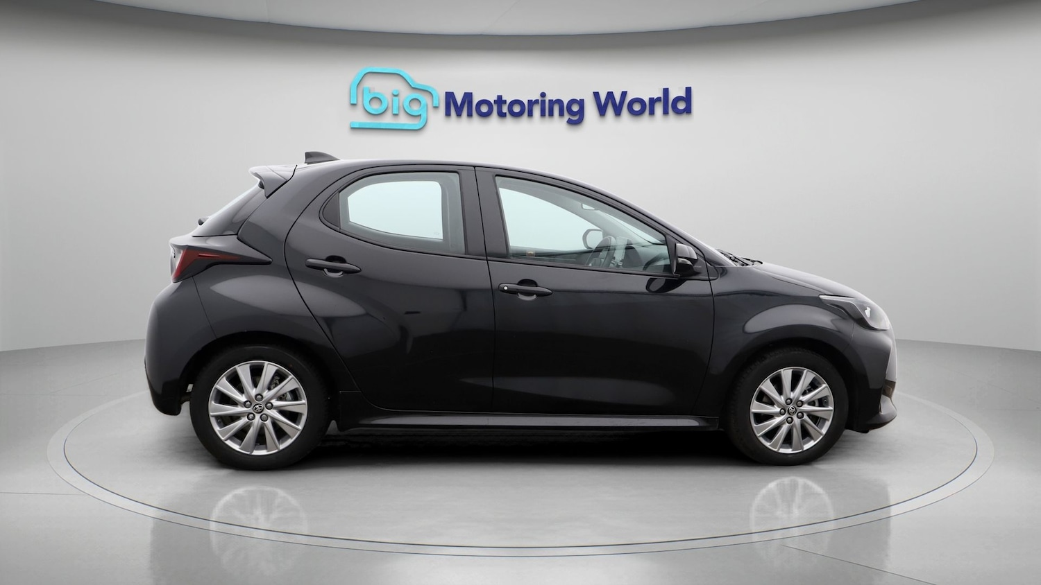 Used Toyota Yaris 2022 for sale - 77715573: Photo 8