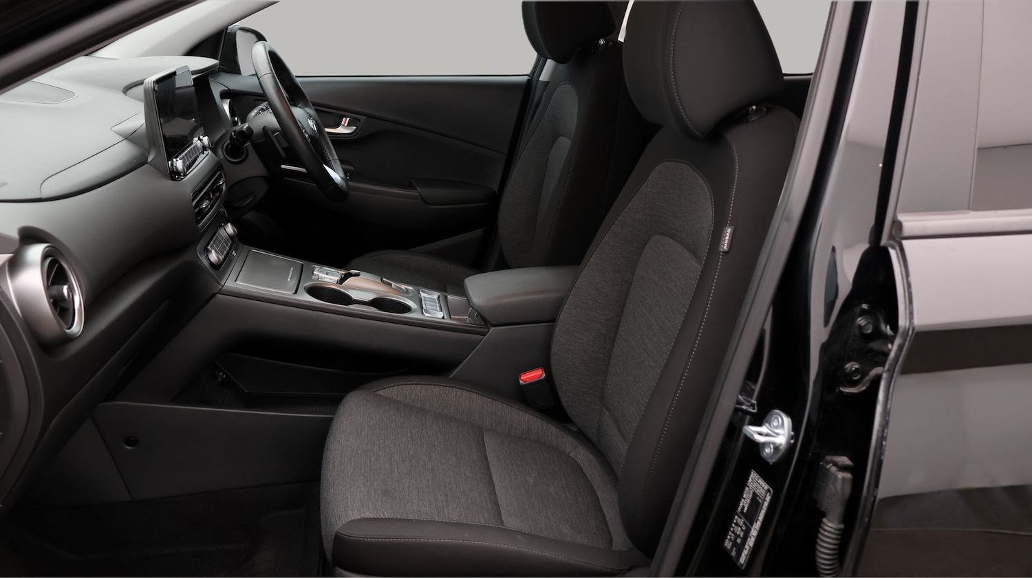 Used Hyundai KONA 2024 for sale - 77286000: Photo 14