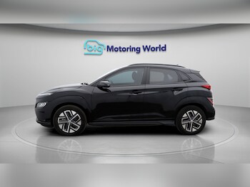 Used Hyundai KONA 2024 for sale - 77286000: Photo