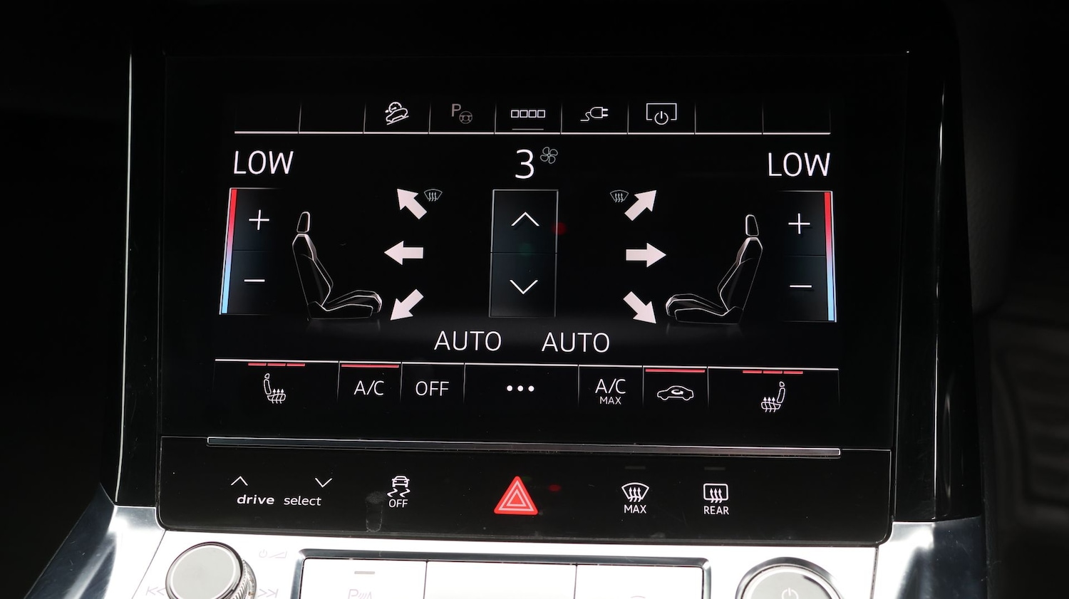 Used Audi e-tron 2023 for sale - 77872358: Photo 12