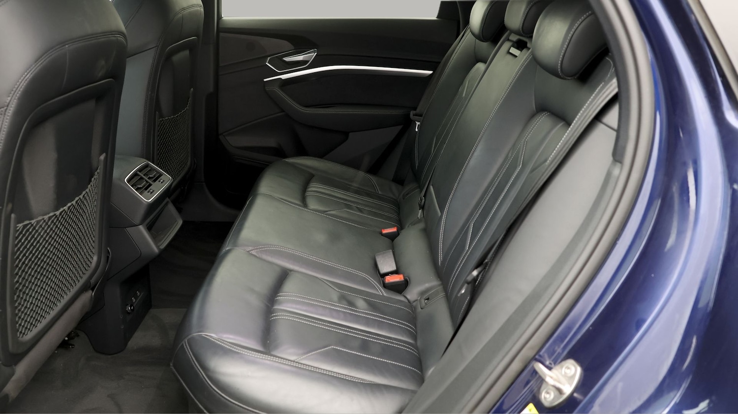 Used Audi e-tron 2023 for sale - 77872358: Photo 16