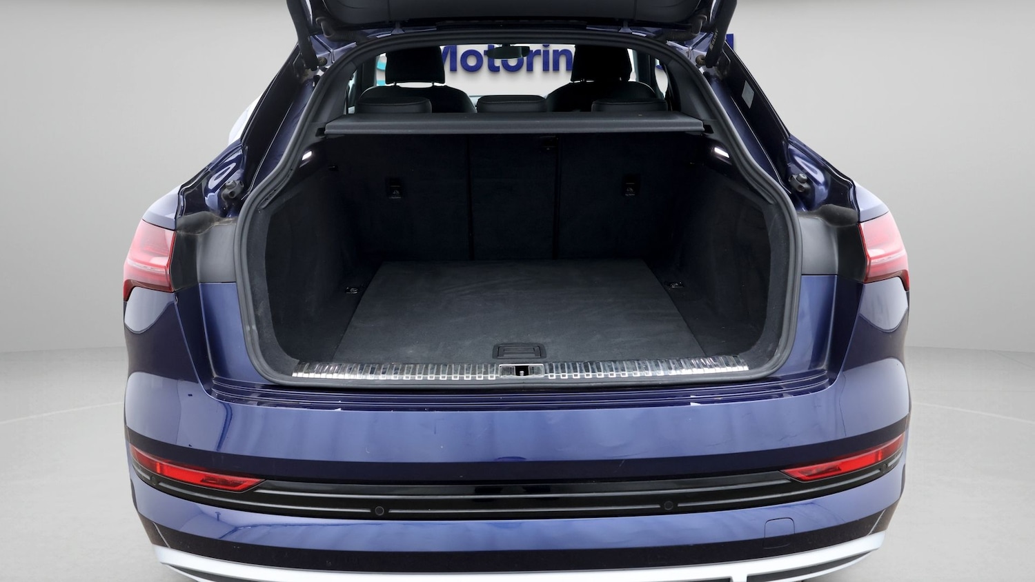 Used Audi e-tron 2023 for sale - 77872358: Photo 17