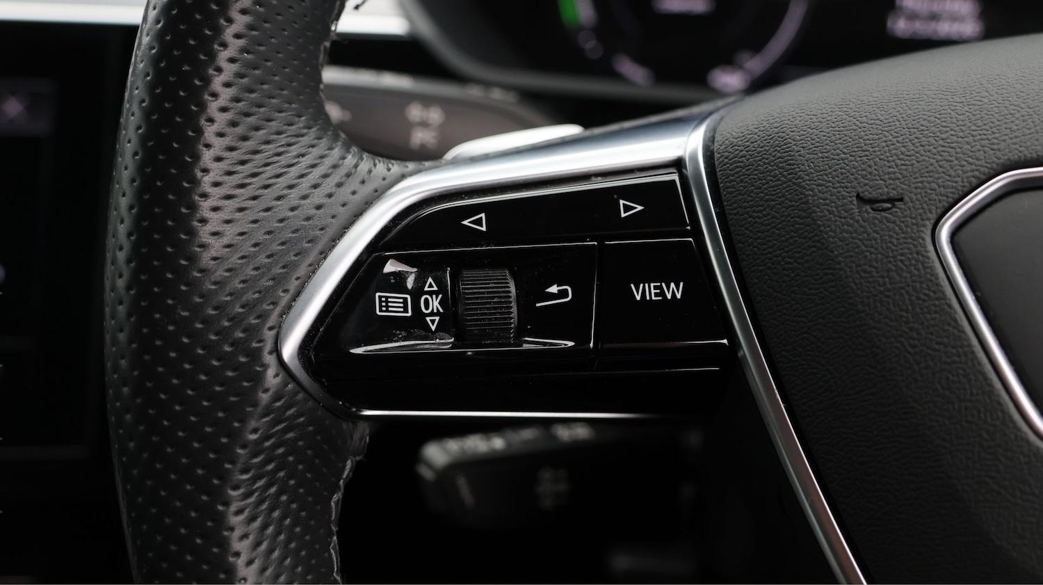 Used Audi e-tron 2023 for sale - 77872358: Photo 20