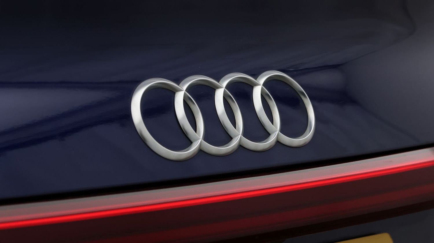 Used Audi e-tron 2023 for sale - 77872358: Photo 25