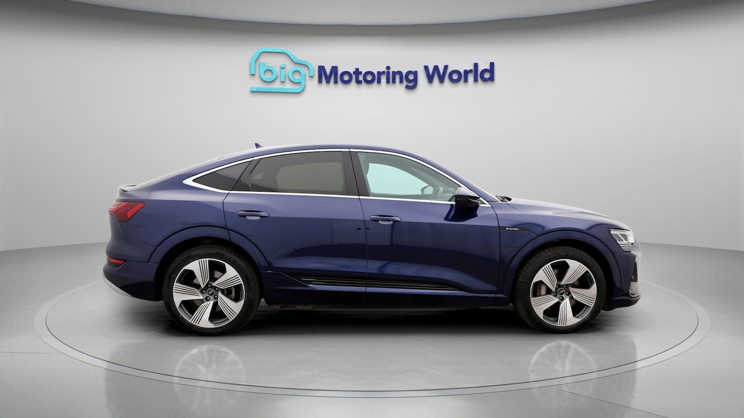 Used Audi e-tron 2023 for sale - 77872358: Photo 8