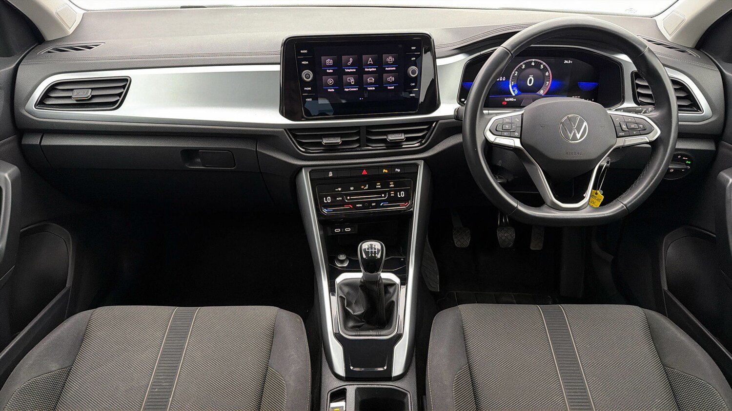 Used Volkswagen T-Roc 2023 for sale - 78179927: Photo 12